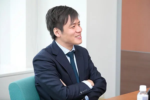 井上慎也氏