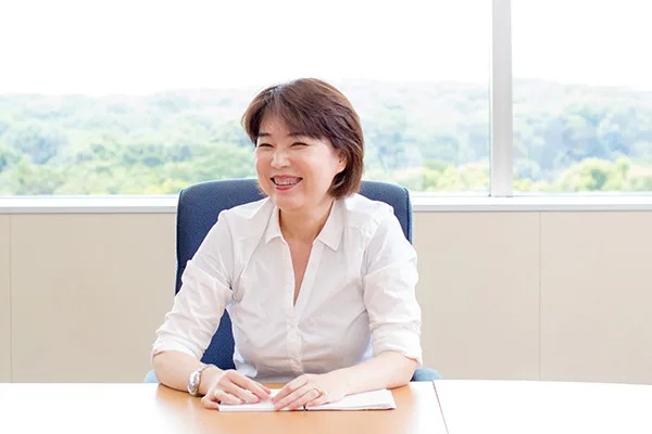 「私の仕事はおばちゃん業」ユーキャン・河内玲子氏。キャリアより社内の潤滑油役を極める